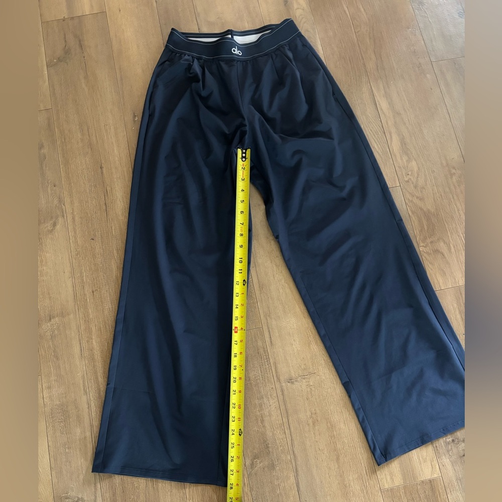 ALO Yoga Suit Up Trousers